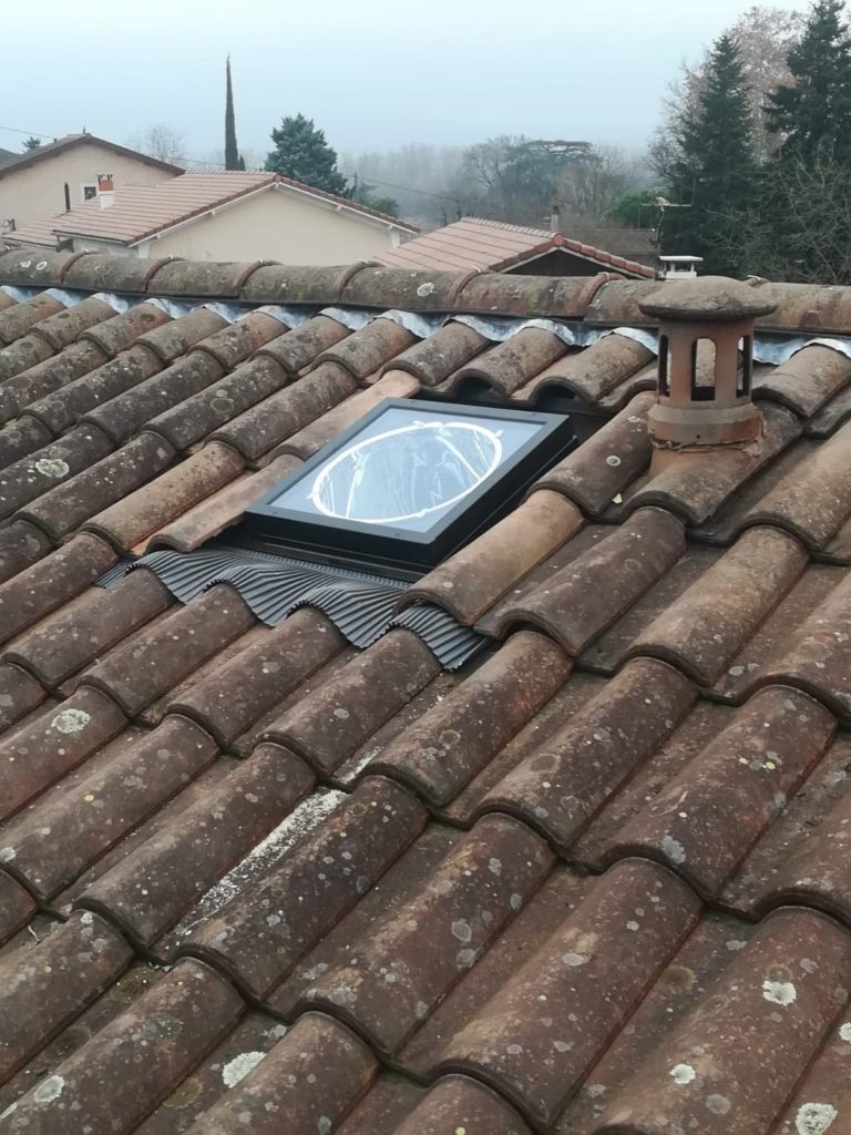 conduit lumiere naturel velux rhone